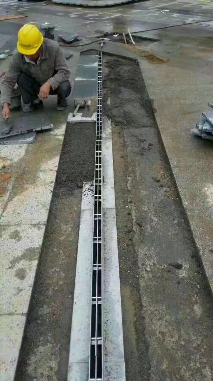 树脂缝隙式排水沟